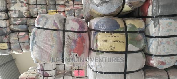 Grade 1 Camera Mitumba Bales - thumbnail 2