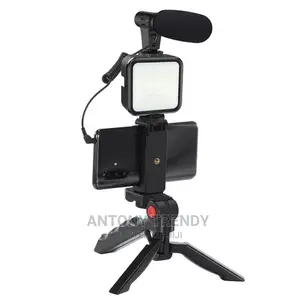 Vlog Shooting Kits With Microphone Led Light Camera
