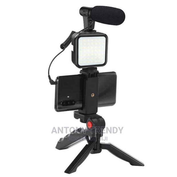 Vlog Shooting Kits With Microphone LED Light Camera - main view