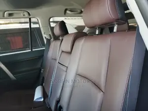 Toyota Land Cruiser Prado 2016 Pearl