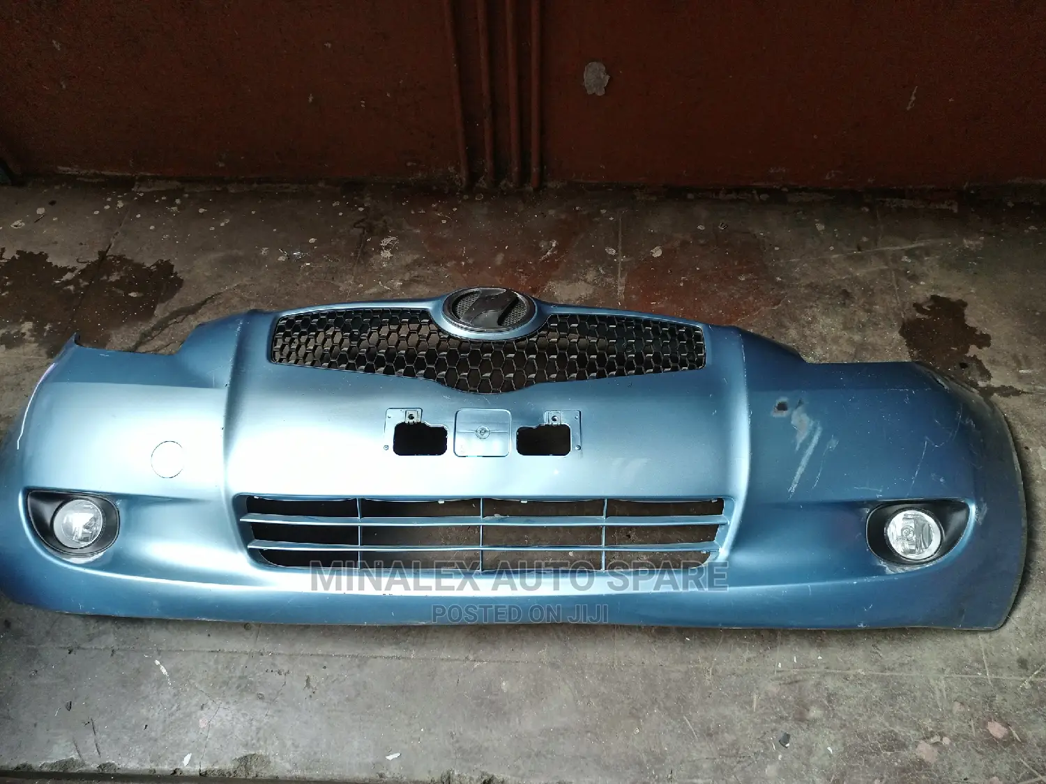 VITZ 2005/6 Model Front Bumper With Foglights