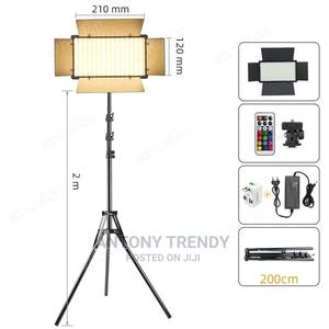 Led-u600+ Two Batteries And Charger 220v Video Led Light - thumbnail 2