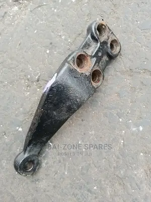 Toyota Land Cruiser J75,J79 Prado Box Knuckle Arm Available.