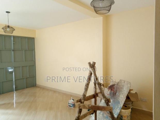 Shops Business Premises Available - thumbnail 2