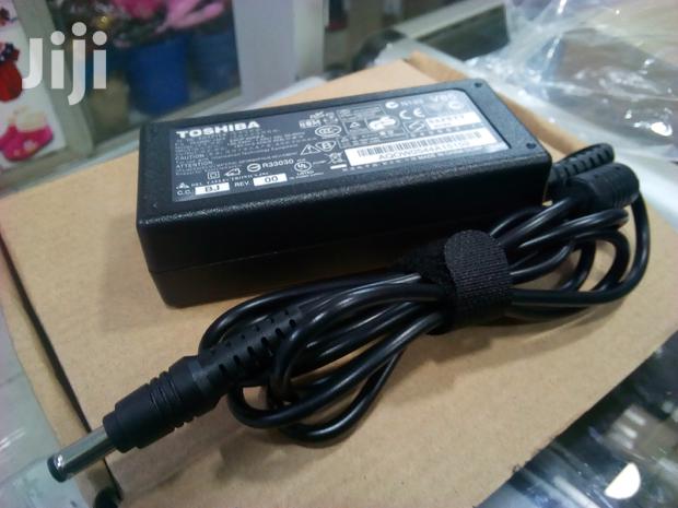 Toshiba Laptop Charger Normal Pin
