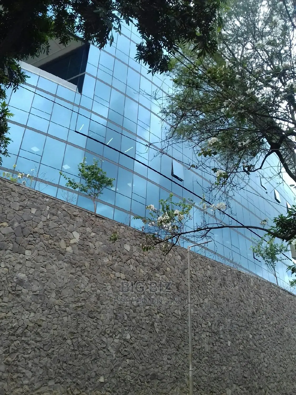 Commercial Spaces Let/Sale