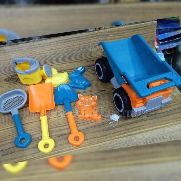 Beach Truck Toy Set - main view