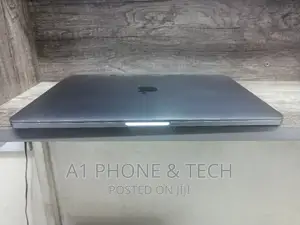 Laptop Apple MacBook Pro 8GB Intel Core I5 SSD 256GB