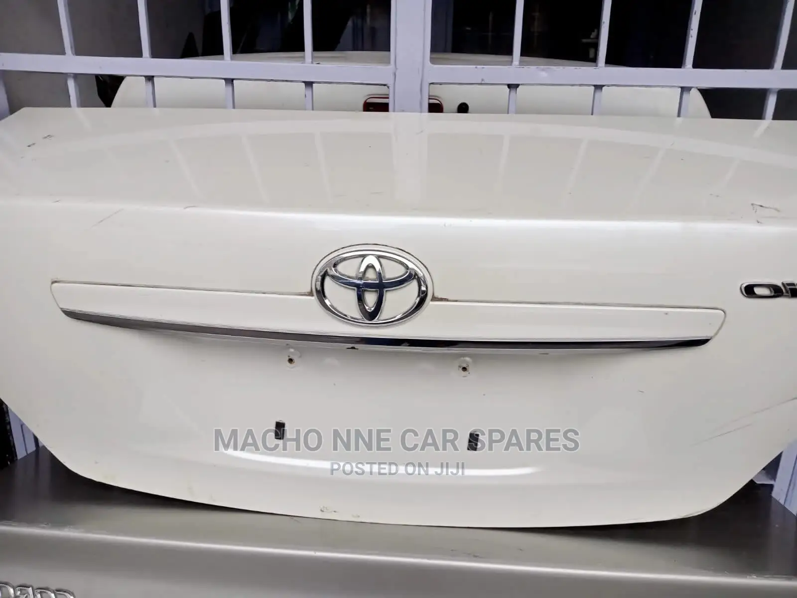 Toyota Axio 2007/2008 Bootlid