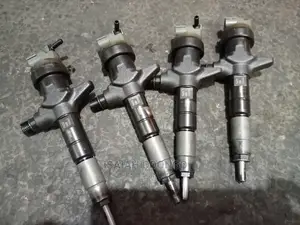 Ex Japan Nozzles for Izuzu Elf 4jj1