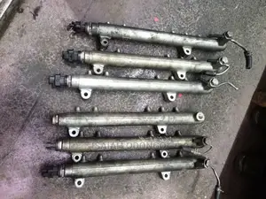Ex Japan Comonrails for Nissan Caravan Zd30