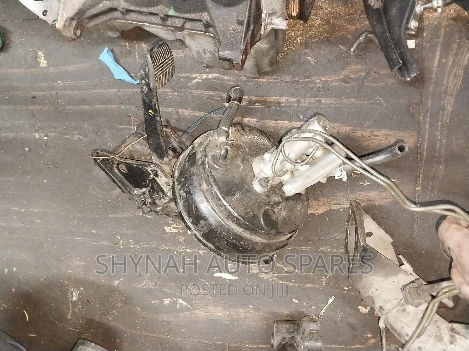 Brake Master Cylinder and Booster Complete Nissan Nguruwe