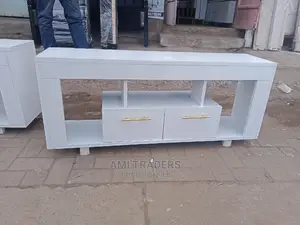 4ft Whit Tv Stands