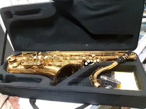 Tenor- Saxophone Suzuki