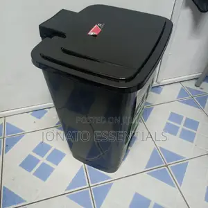 30L Pedal Dustbin or Trash Can or Bin