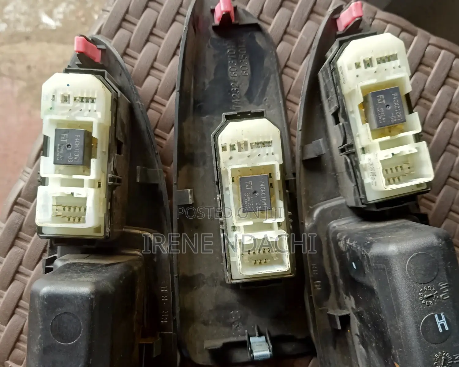 Prado 120 Single Switch