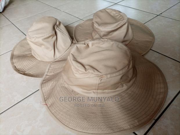 Safari Hats - main view