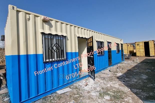 40ft High Cube Container Modern Office. - main view