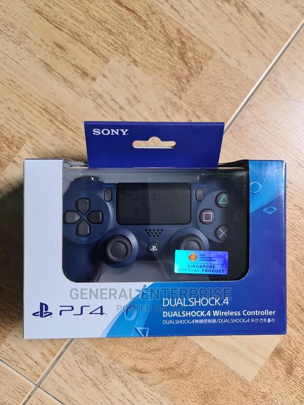 PS4 Pad Controller - main view