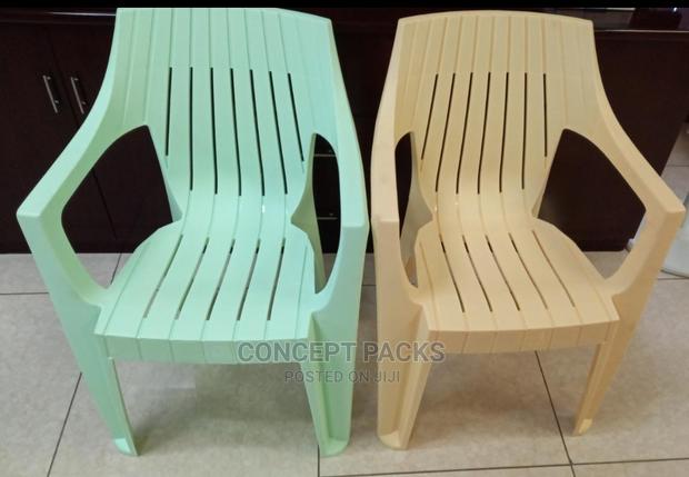 Adix Long Arm C058 Strong Chair.