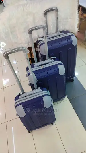 4 In1 Luxurious Fibre Suitcase