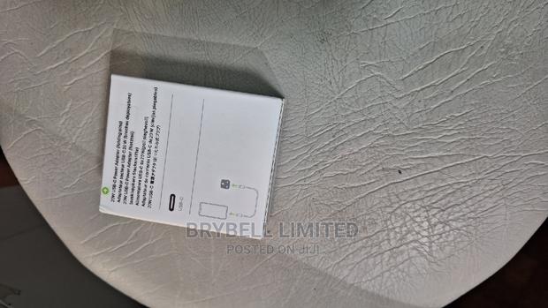 25 Watts C-C Travelling Charger - thumbnail 2