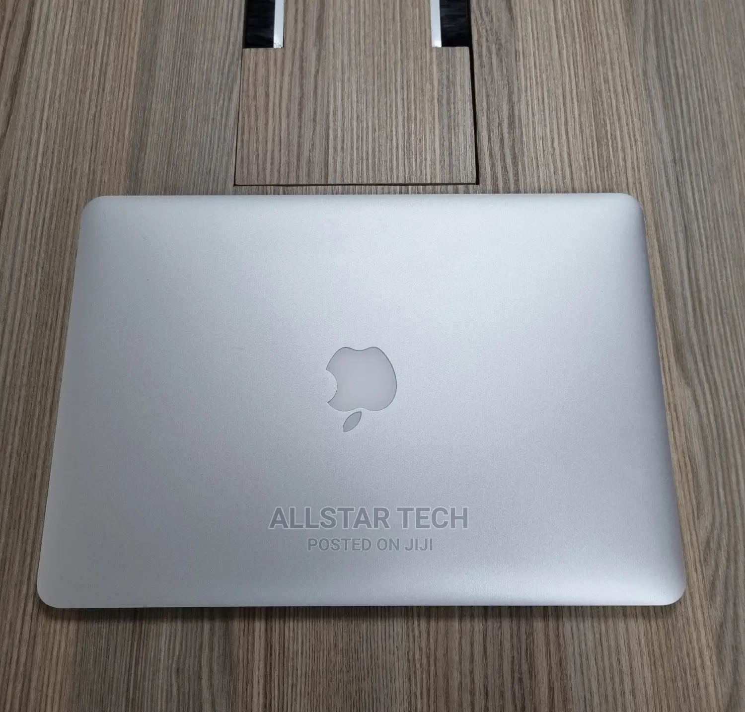 Laptop Apple MacBook Air 2017 8GB Intel Core I5 SSD 128GB