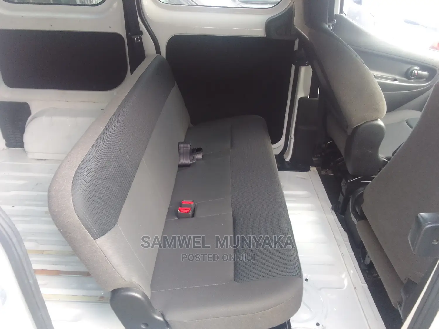 Nissan NV200 SV 2016 White