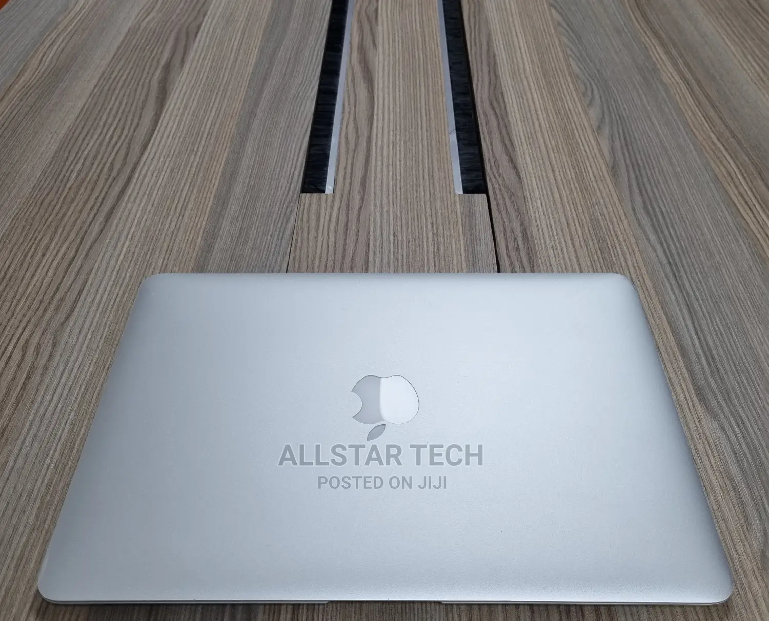 Laptop Apple MacBook Air 2017 8GB Intel Core I5 SSD 128GB