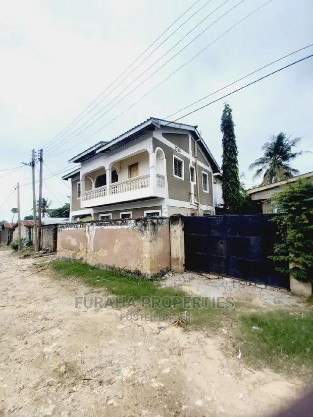 2bdrm Block of Flats in Mtopanga Estate, Kisauni for sale