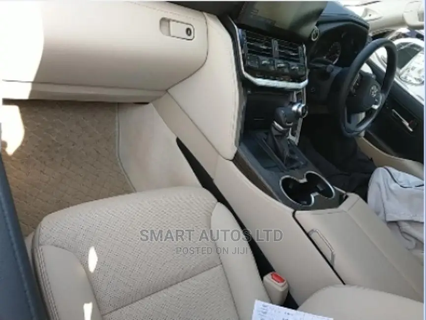 New Toyota Land Cruiser 2022 Pearl
