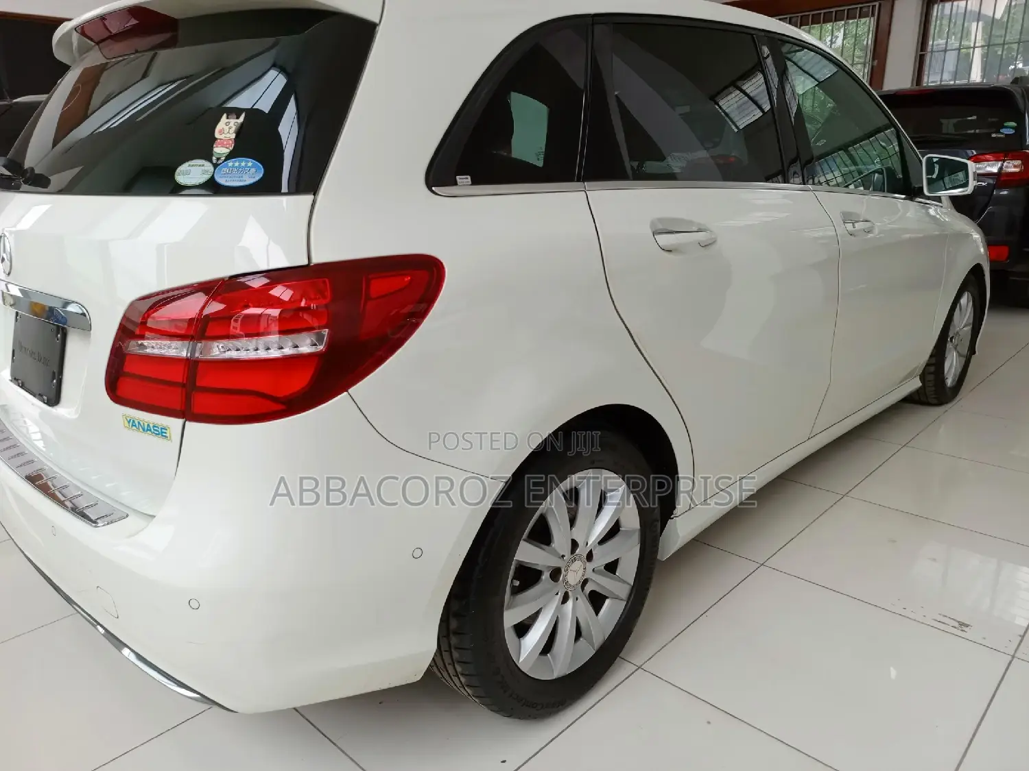 Mercedes-Benz B-Class Base B 250e 2016 Pearl