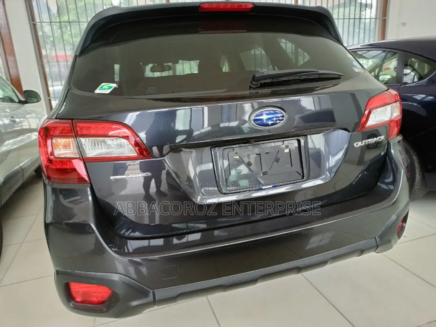Subaru Outback 2.5i Premium CVT 2012 Black