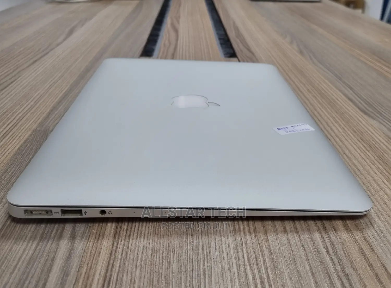 Laptop Apple MacBook Air 2017 8GB Intel Core I5 SSD 128GB