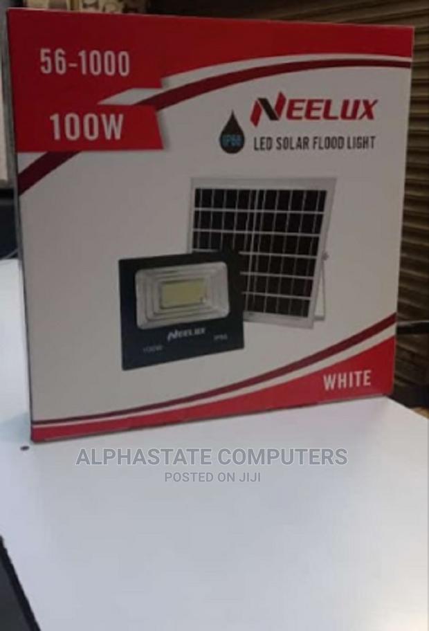 Manageable 100watts Solar Outdoor Flood Lights - main view