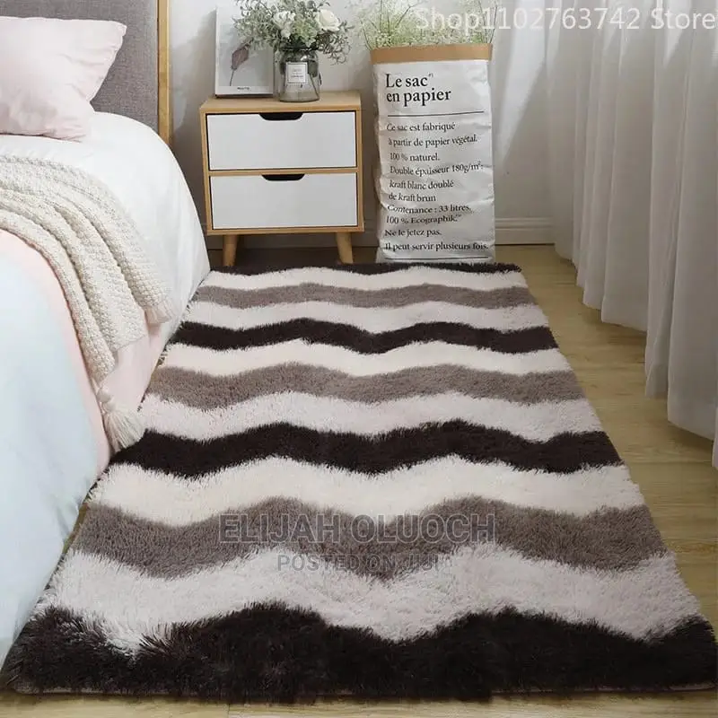 Fluffy Bedside Carpet