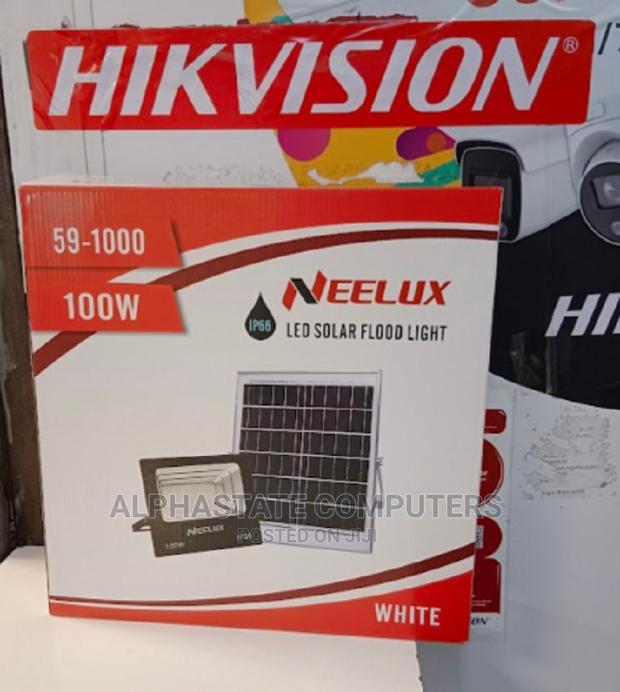 Solar Floodlight 100W Guaranteed Quality - main view