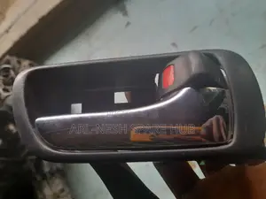 Toyota Allion Door Handle (Inside)