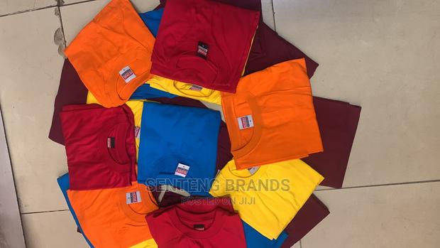 Plain Tshirt - thumbnail 2