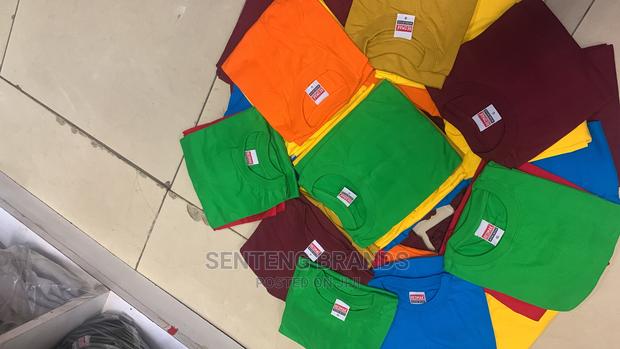 Plain Tshirt - thumbnail 2