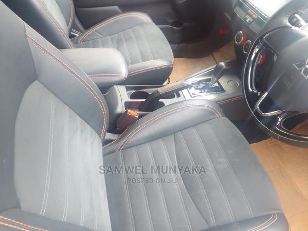Mitsubishi RVR 2018 Gray - thumbnail 10
