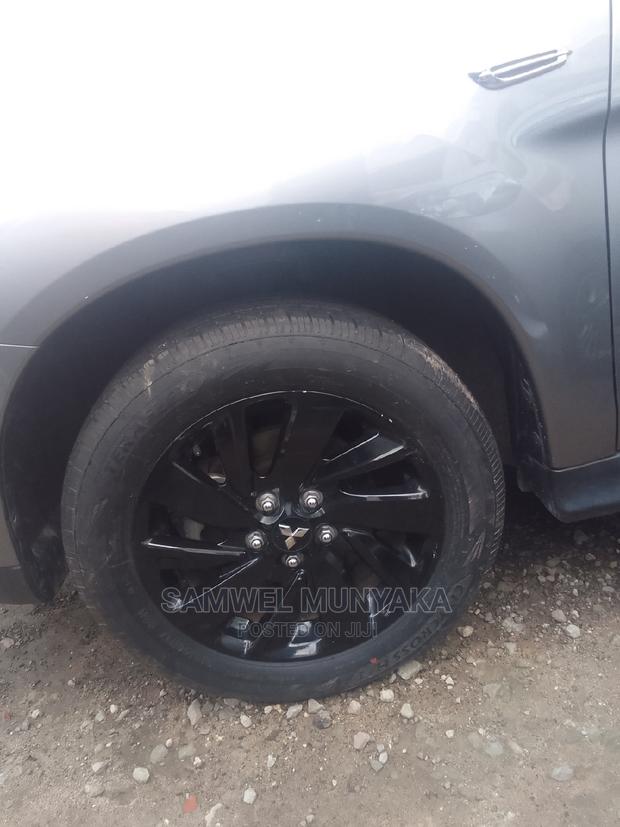 Mitsubishi RVR 2018 Gray - thumbnail 15