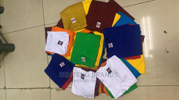 Plain Tshirt - thumbnail 2