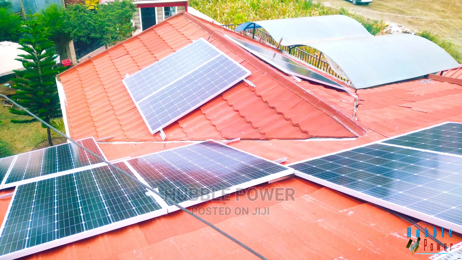 Instalations of Solars Batteries Hybrid System