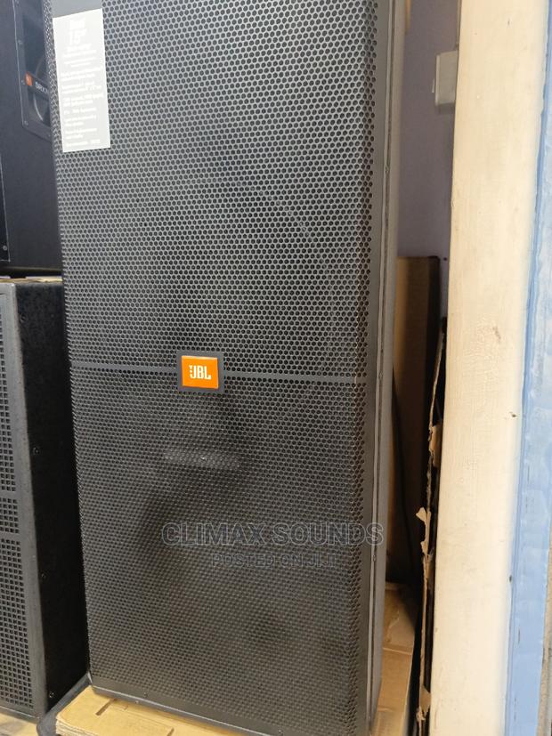 Full Range Speakers JBL SRX 725