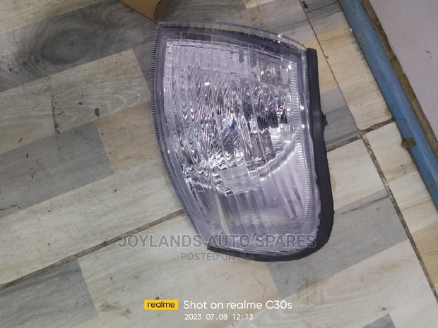 B15 Corner Lamp