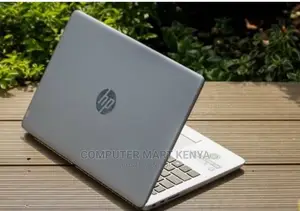 New Laptop HP 240 G8 8GB Intel Core I7 SSD 1T