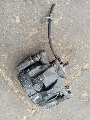Front Calipers Suzuki Escudo Solomon Model 2005-2021.