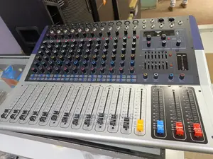 Powered Mixer Yamaha KV120