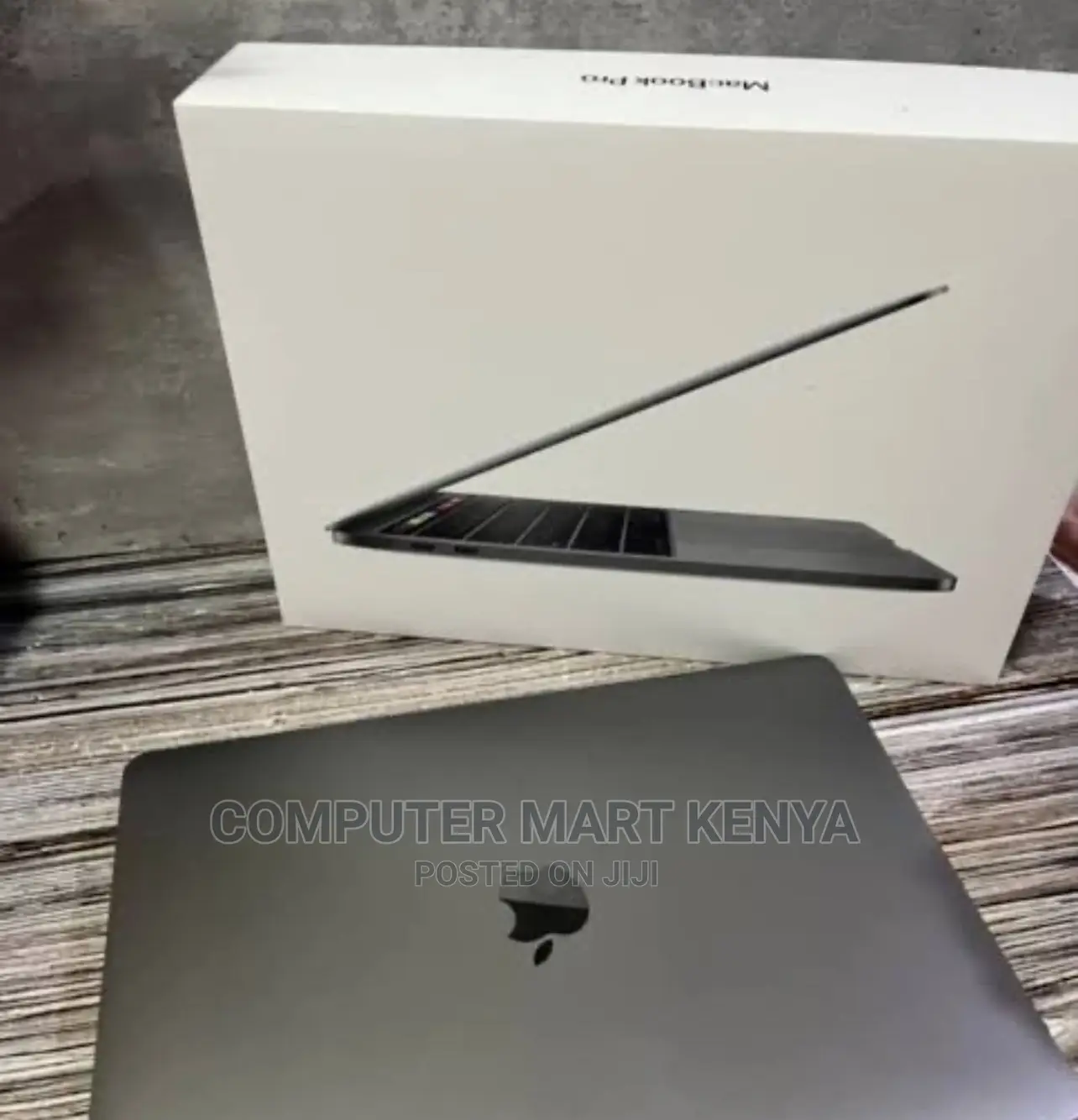 New Laptop Apple MacBook Pro 16GB Apple M2 SSD 1T